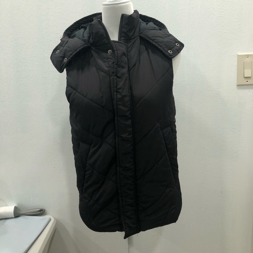 Wolf originals New York puffer vest